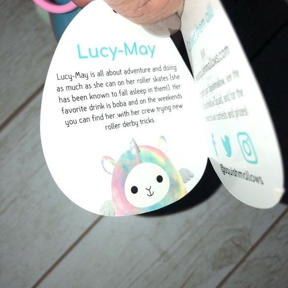 NWT SQUISHMALLOW Lucy-May The Llama Plush Keychain 3.5" - Picture 3 of 4